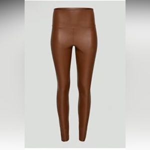 Aritzia Wilfred Daria Legging in Patina Brown